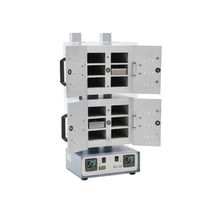 МО-212 за каждой дверцей 3 отсека двухсекционного шкафа для зерна. Каждый отсек вмещает 1 подставку для бюкс.